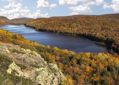 Image of fall colors at Lake in the Clouds in the Porcupine Mountains in Michigan's Upper